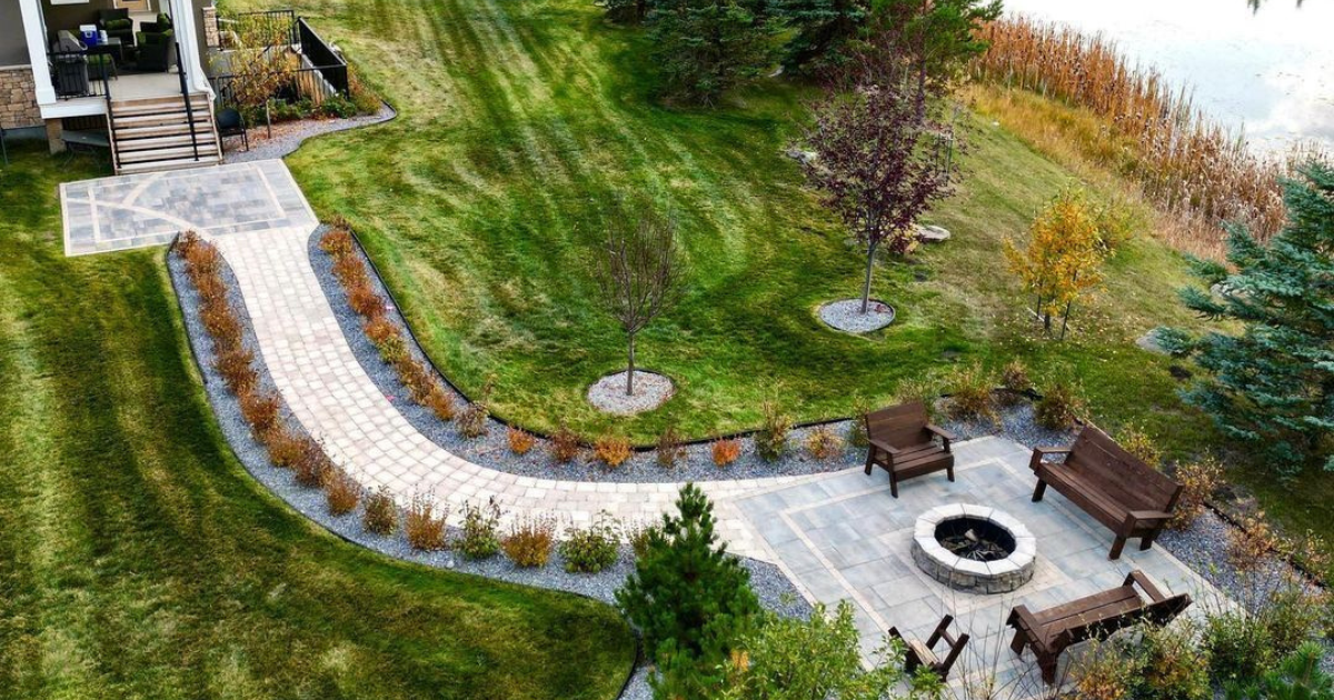 HOW MUCH MONEY SHOULD YOU SPEND ON A LANDSCAPING PROJECT IN 2023?