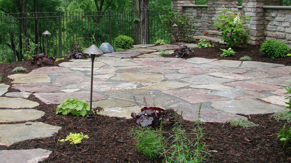How To Install A Flagstone Patio, How To Level Ground For Flagstone Patio